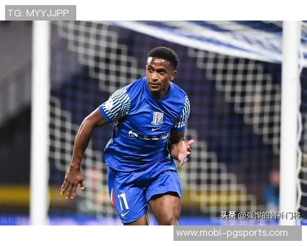 巴乙银靴克莱伯今日傍晚抵达云南助力球队新征程 巴乙银靴克莱伯今日傍晚抵达云南助力球队新征程